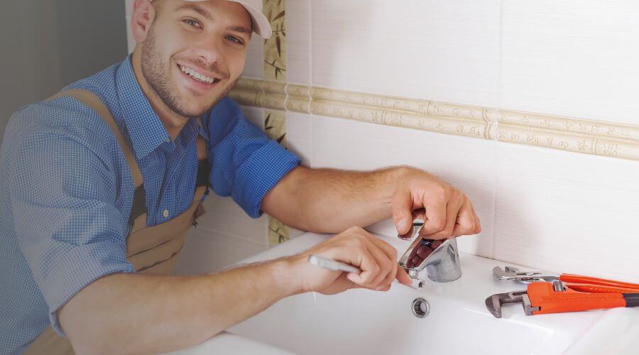 Professional clogged drains services in Spade, TX